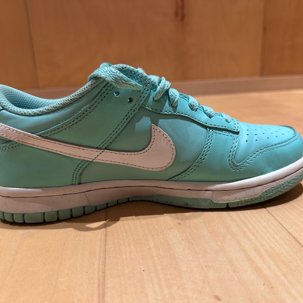 Nike Dunks - Picture 4 of 6